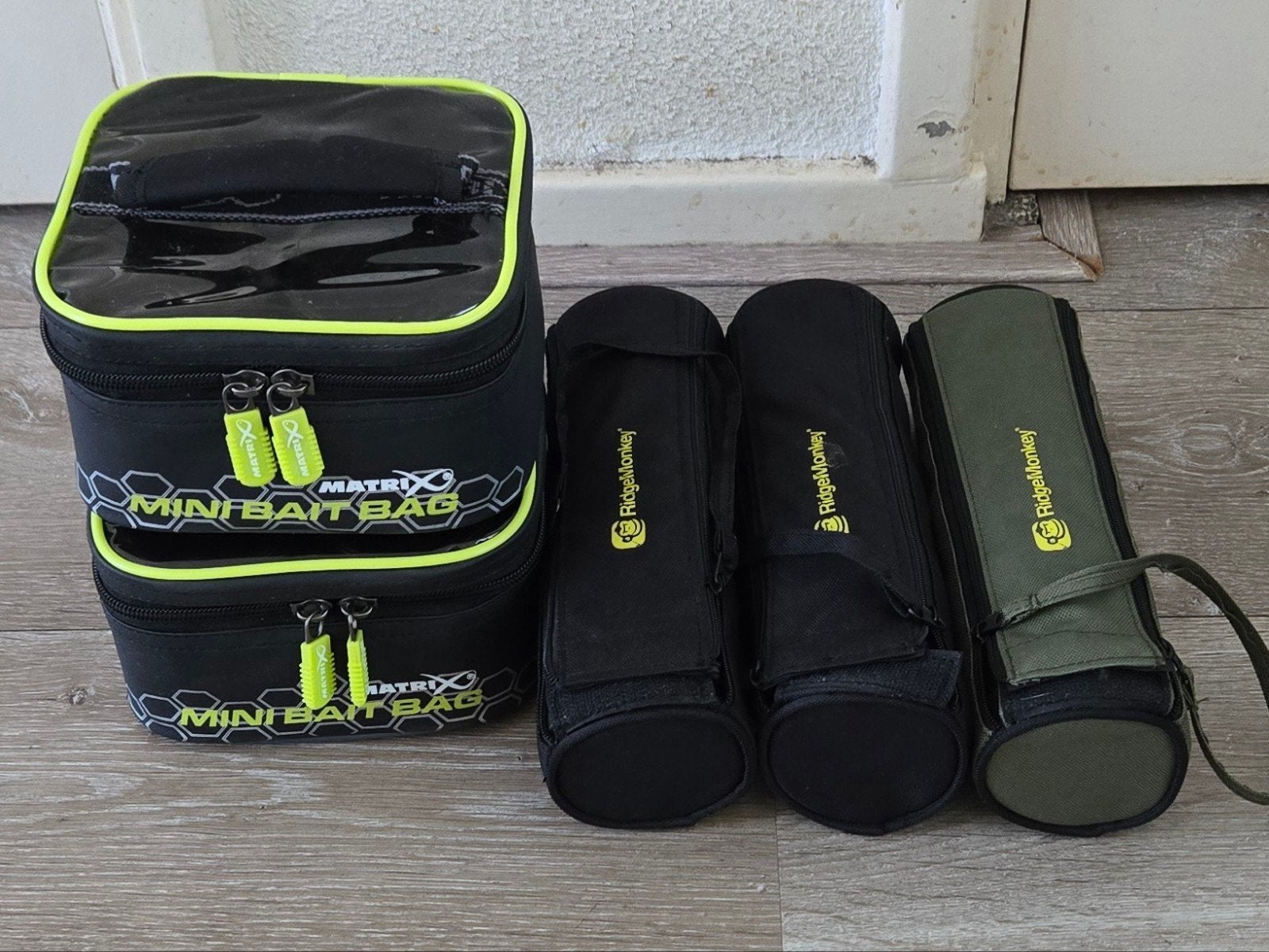 Matrix Mini Bait Bag & RidgeMonkey Aaspotjes Set, Ophalen, Gebruikt, Overige typen