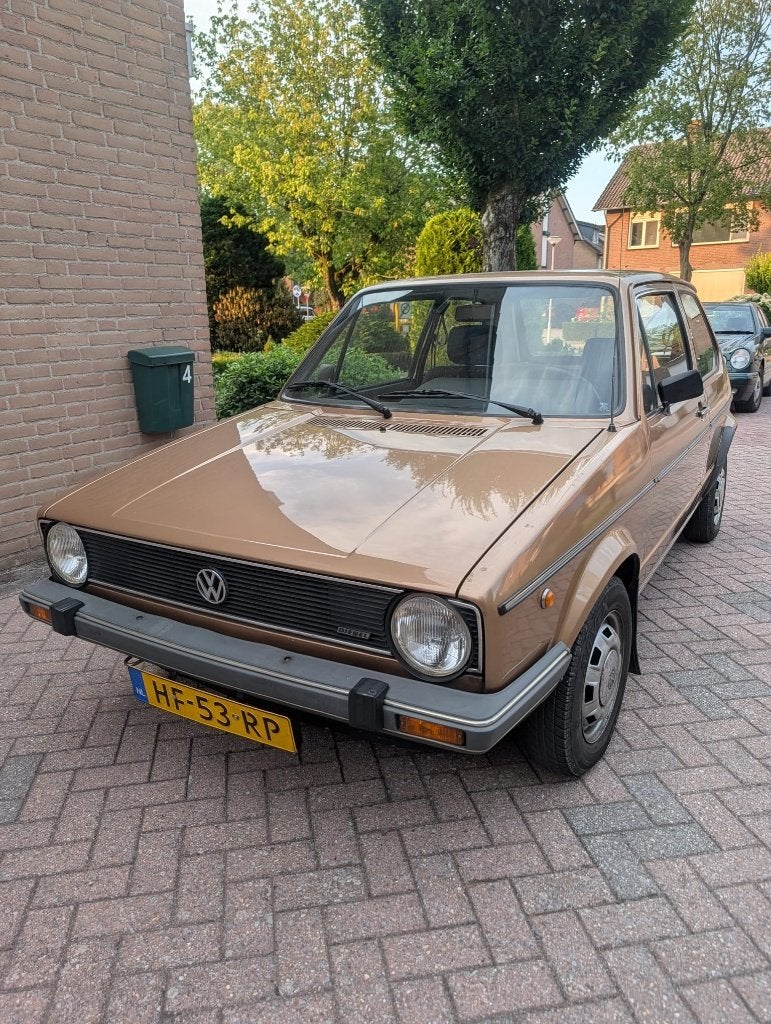 Volkswagen Golf 1.6 GL D 40KW 1981 Bruin, Voorwielaandrijving, Stof, Beige, 4 cilinders