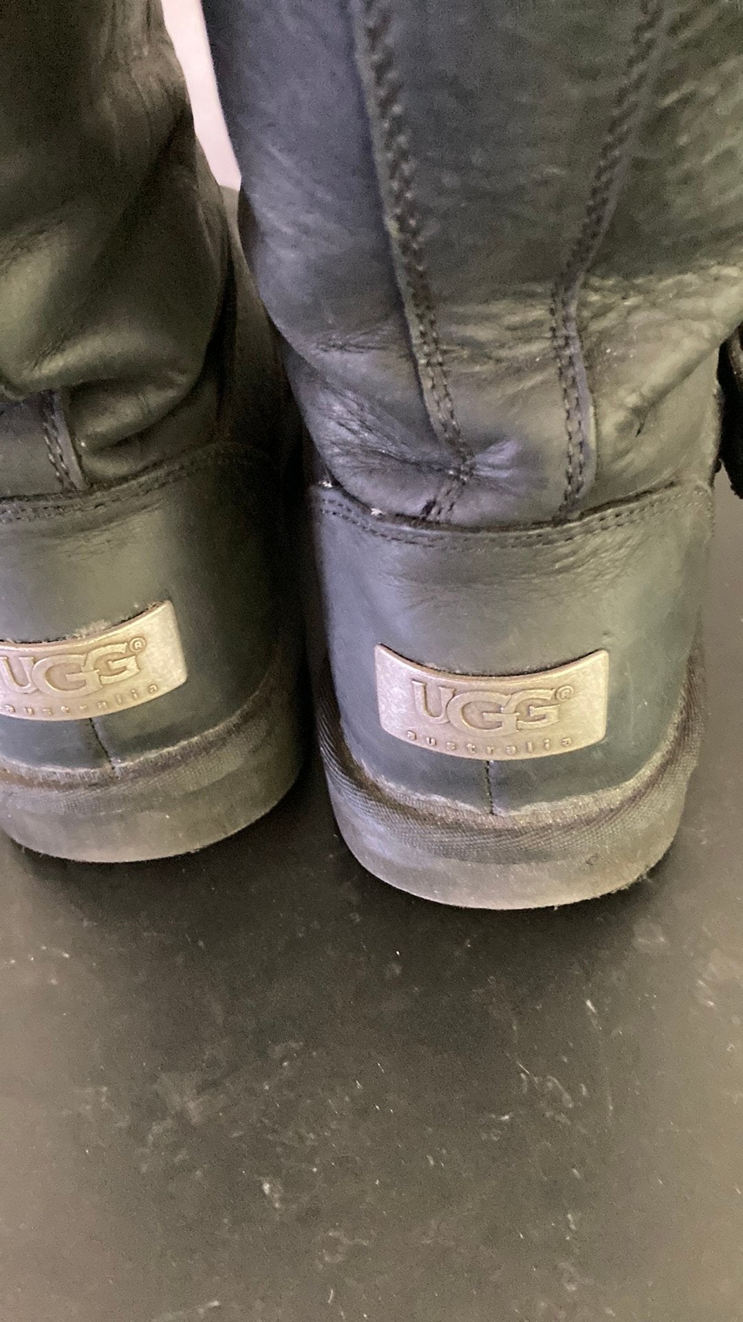 Leren dames UGG, Ophalen of Verzenden, Zo goed als nieuw, Zwart, Hoge laarzen