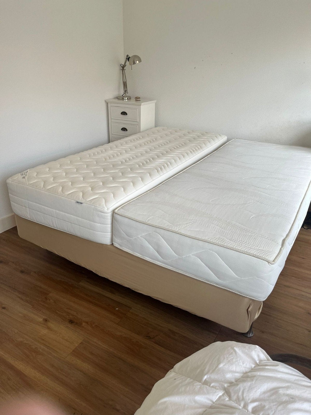 Gratis 2 persoonsbed!, Ophalen, Gebruikt, Tweepersoons, 200 cm