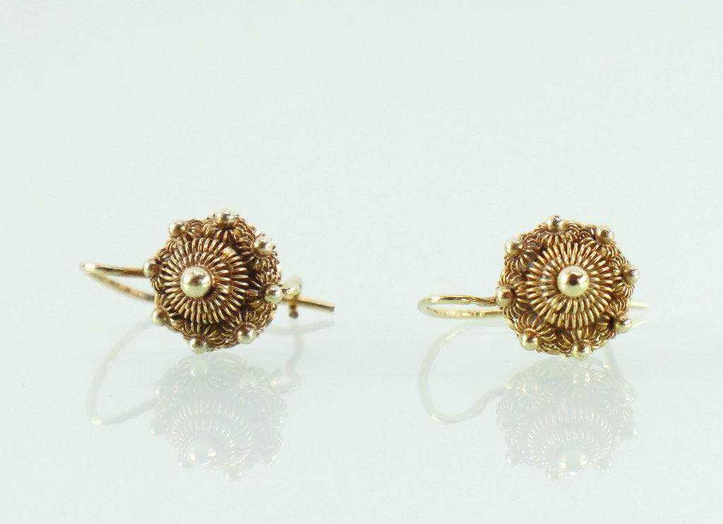 Gouden oorbellen Zeeuwse knoop antiek / vintage 8,0 mm, Ophalen of Verzenden, Goud, Oorbellen