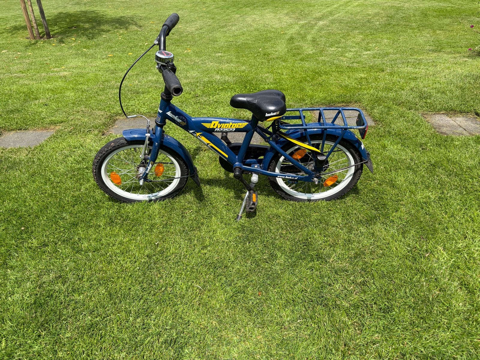 Loekie Aviator 16 inch met zijwielen, Fietsen en Brommers, Fietsen | Kinderfietsjes, Terugtraprem, Zijwieltjes, Ophalen of Verzenden