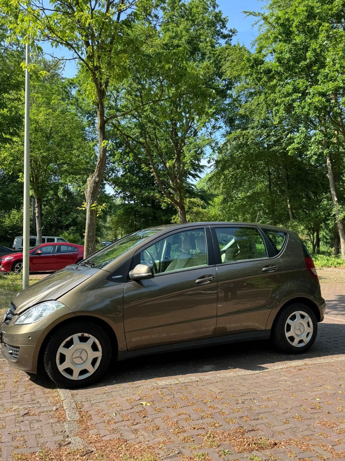 Mercedes-Benz A-Klasse 1.5 A160 5DRS 2011 Bruin, Voorwielaandrijving, Euro 5, Beige, Bruin