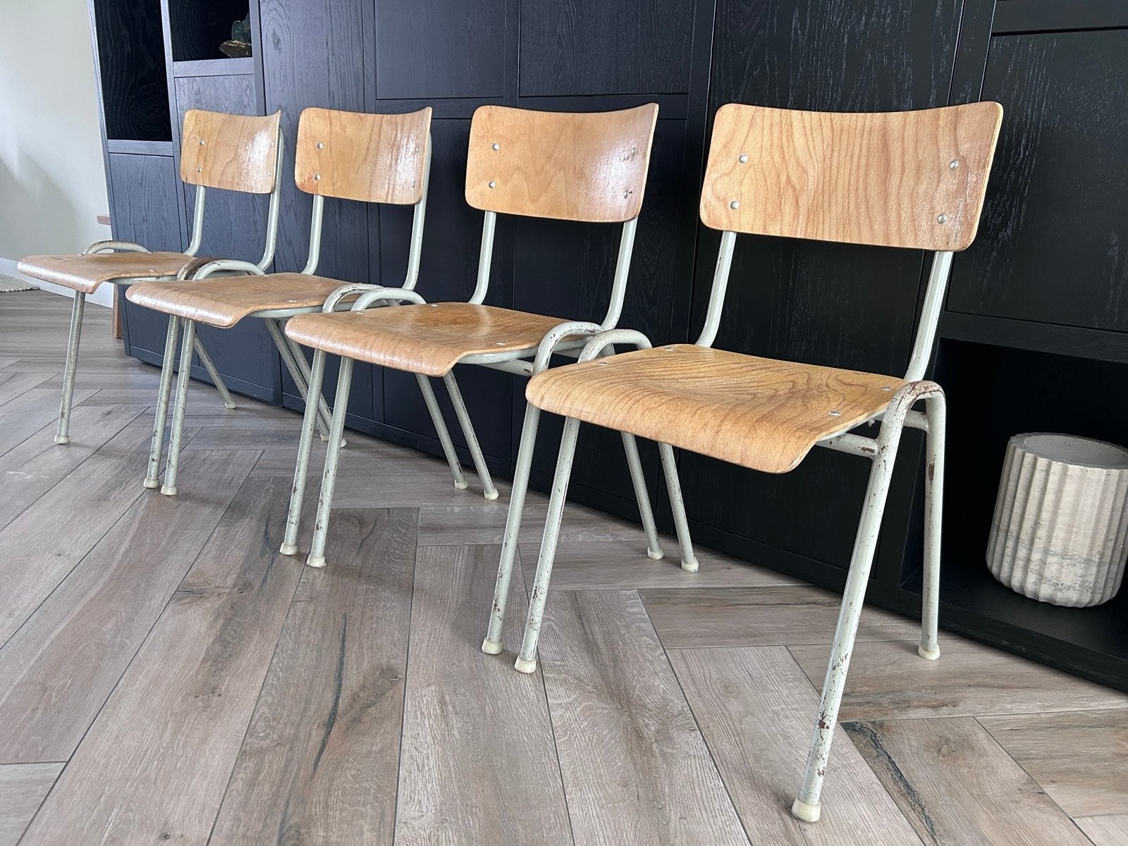 VINTAGE: Set van 4 vintage schoolstoelen - Stapelbaar, Ophalen