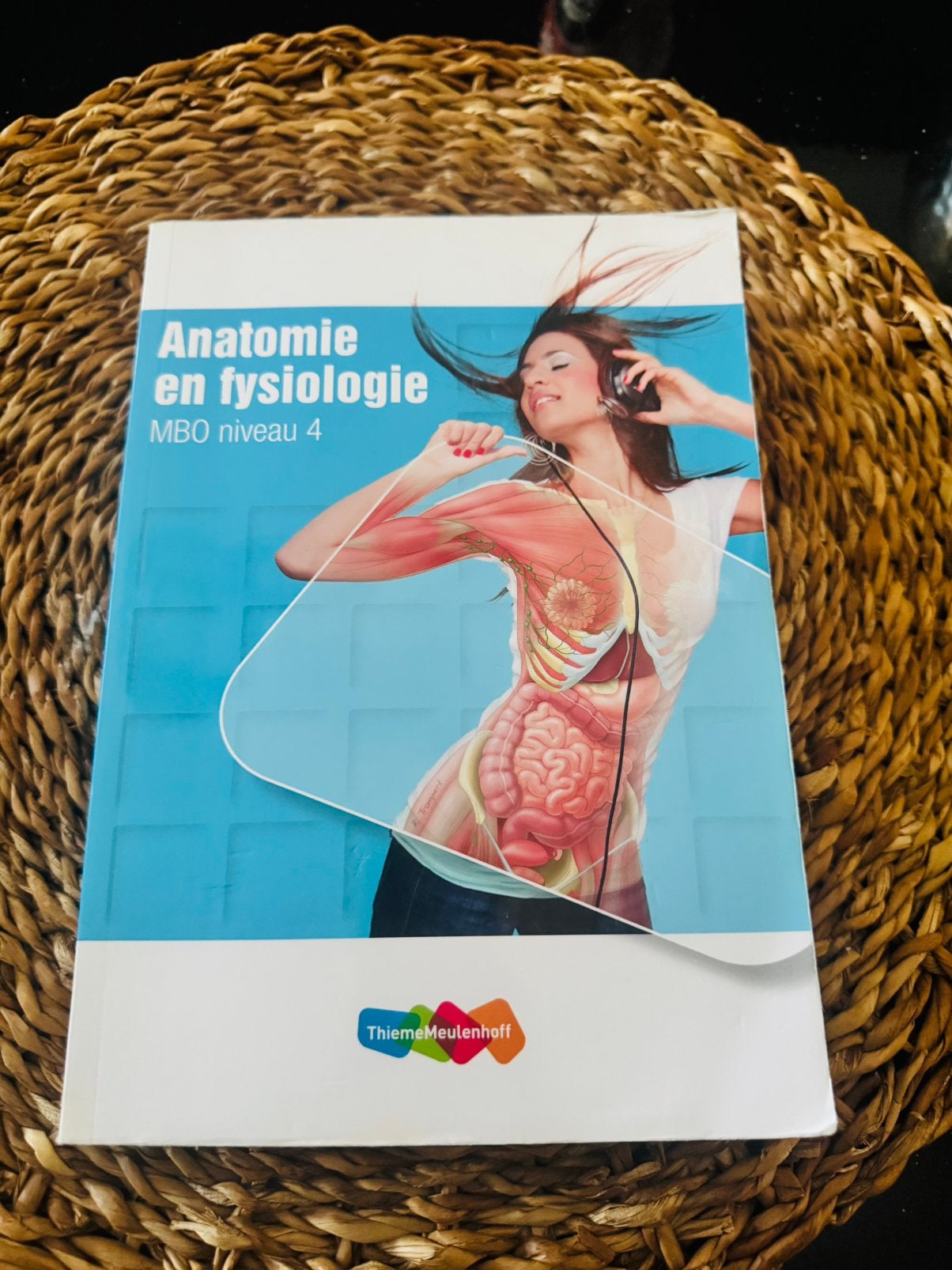 Anatomie en fysiologie boek, Boeken, Ophalen, Zo goed als nieuw, Overige niveaus