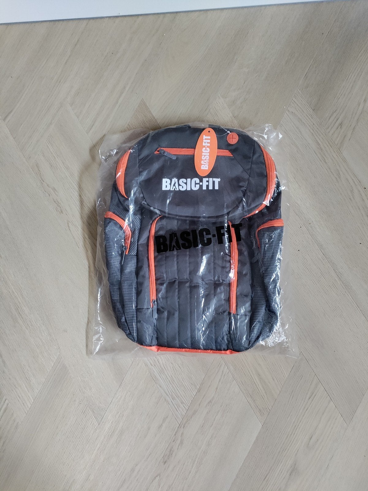 Basic-Fit tas - Nieuw in verpakking, Sieraden, Tassen en Uiterlijk, Tassen | Rugtassen, Overige merken, Minder dan 30 cm, Nieuw