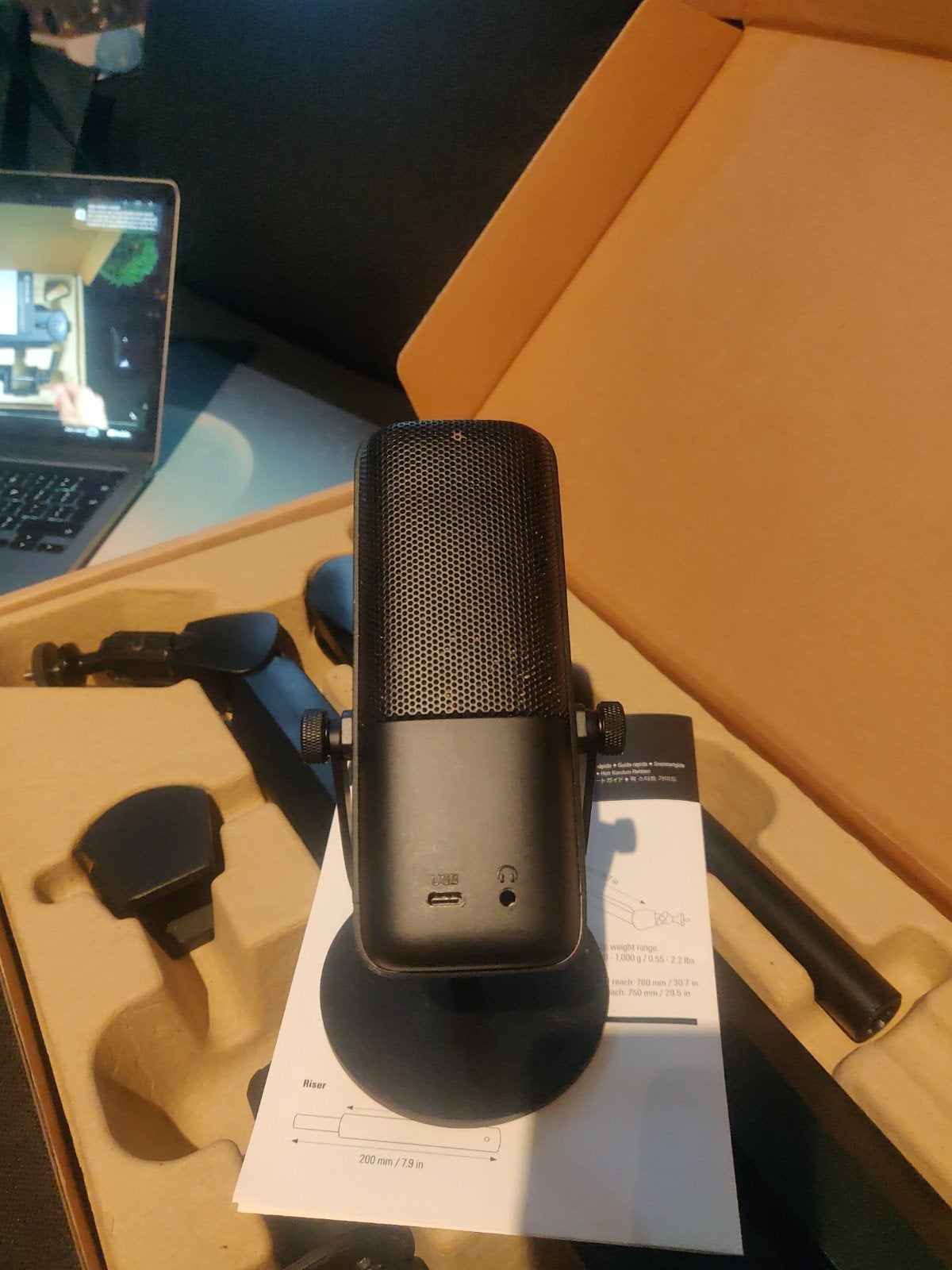 Elgato Wave:3 USB-Microfoon + Elgato Wave Mic Arm, Computers en Software, Overige Computers en Software, Ophalen, Gebruikt