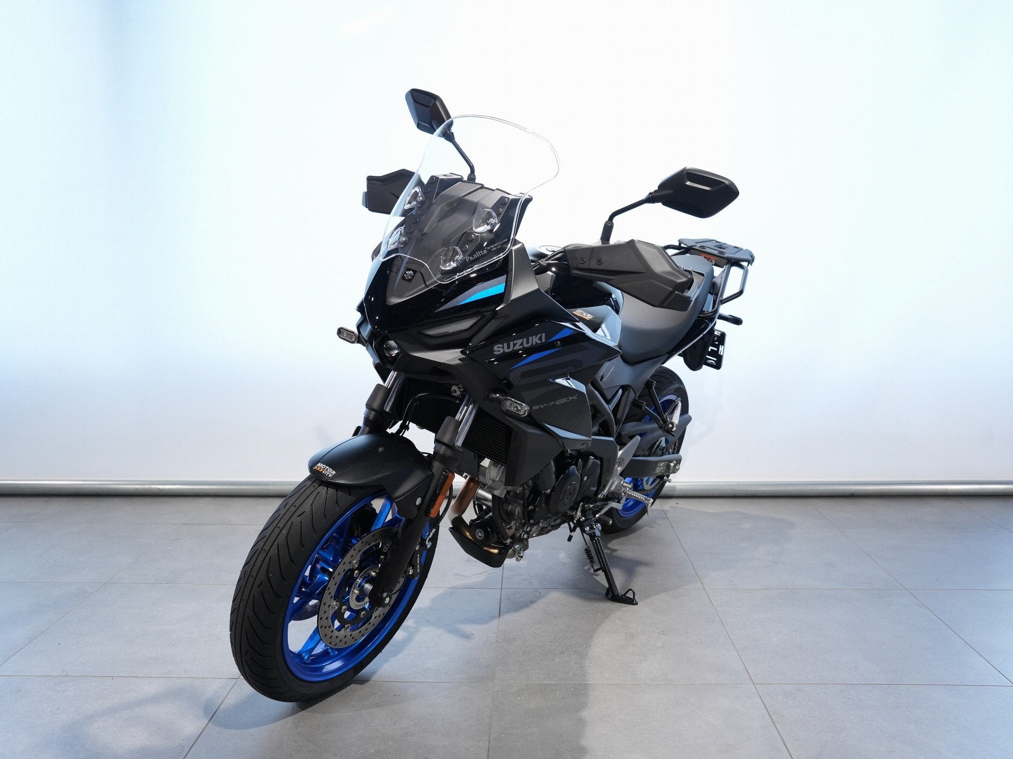 Suzuki SV-7GX (bj 2026), Motoren, Motoren | Suzuki, Lange Dreef 12
4131NH  Vianen, NL, Suzuki, Bedrijf, Klantenservice@suzuki.nl