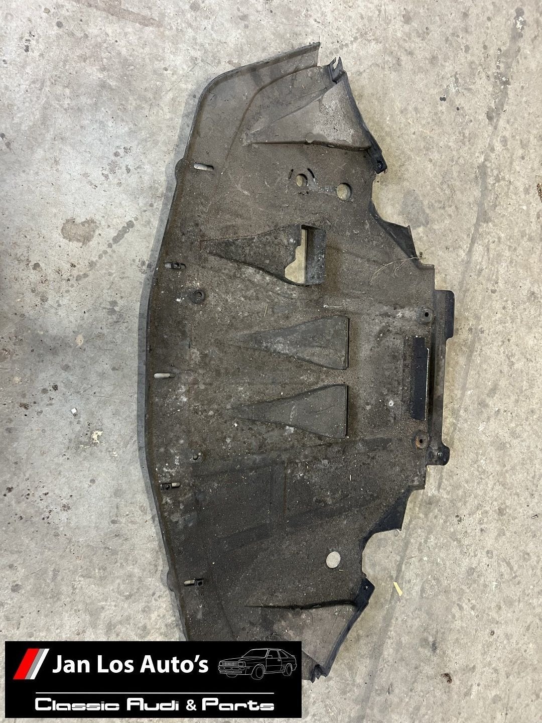 Audi A8 W12 bodemplaat motorbeschermplaat, Gebruikt, -, Voor, -