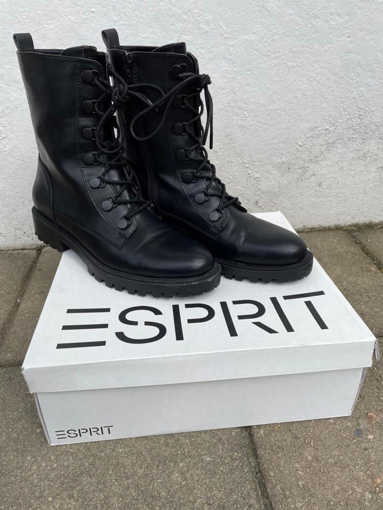 Nieuwe Esprit veterlaarzen - Zwart maat 42, Kleding | Dames, Schoenen, Ophalen of Verzenden, Nieuw, Zwart, Lage of Enkellaarzen