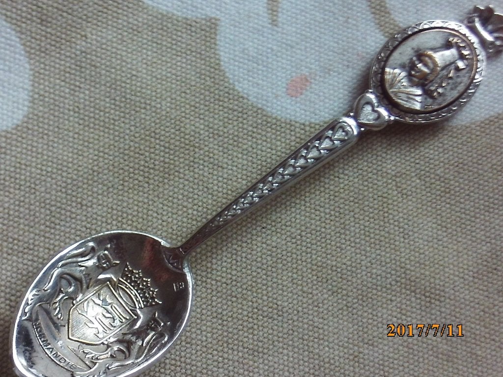 Lepel Normandie Ville Dieu Les Poeles klederdracht wapensch, Ophalen of Verzenden, Gebruikt