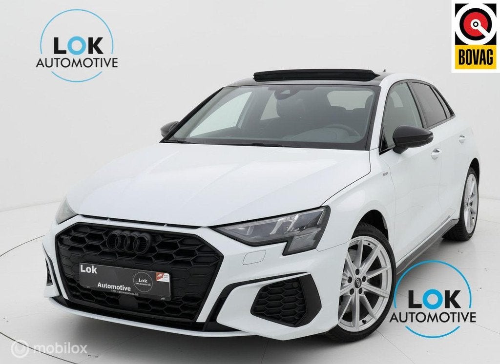 Audi A3 Sportback 45 TFSI e S edition PANO|B&O|SLINE|CARPLAY, Auto's, Audi, Gebruikt, Zwart, 4 cilinders, Wit