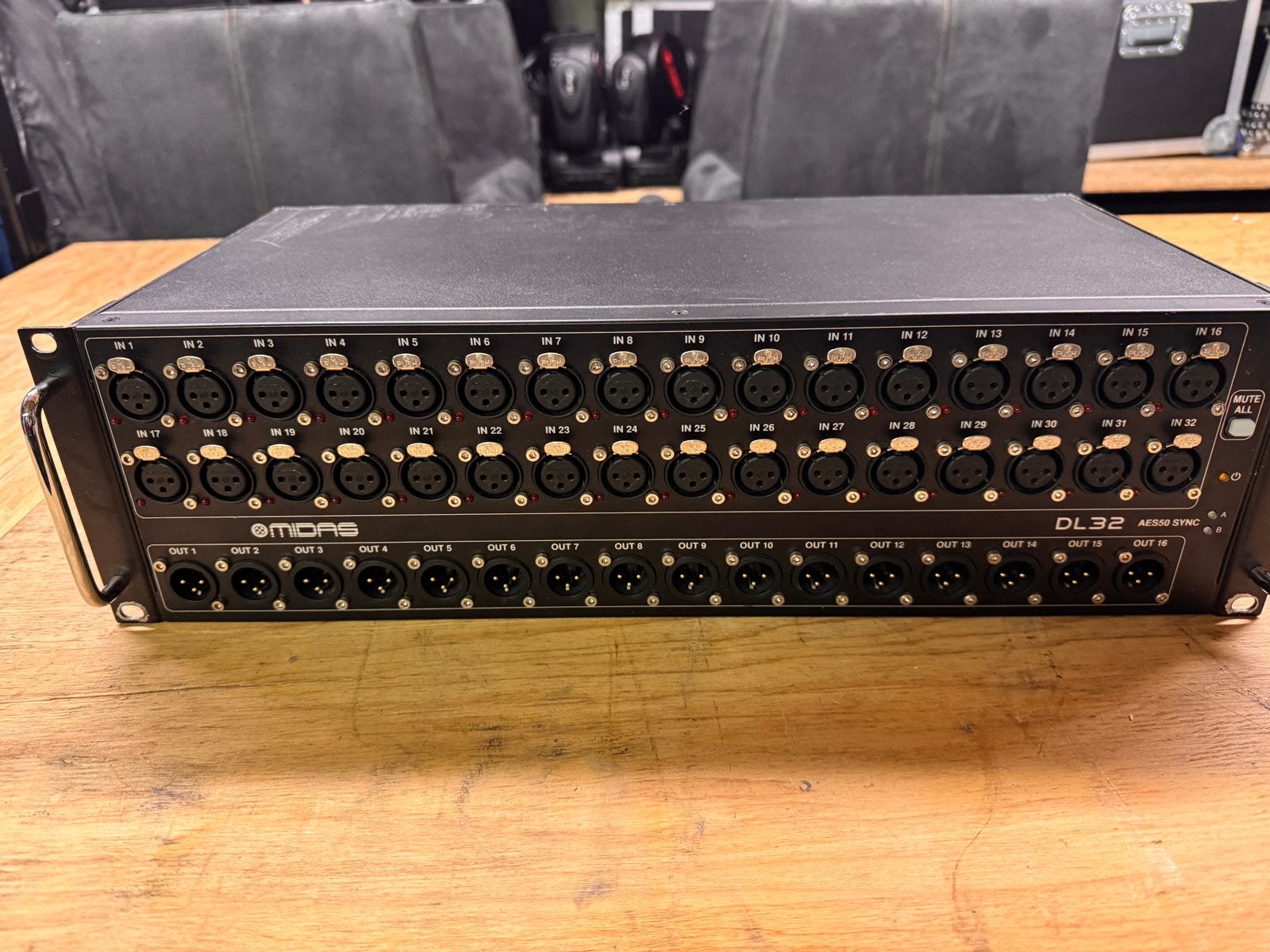 Midas DL32 Stagebox - Nieuwstaat, Muziek en Instrumenten, Ophalen of Verzenden, Nieuw, 20 kanalen of meer, Microfooningang