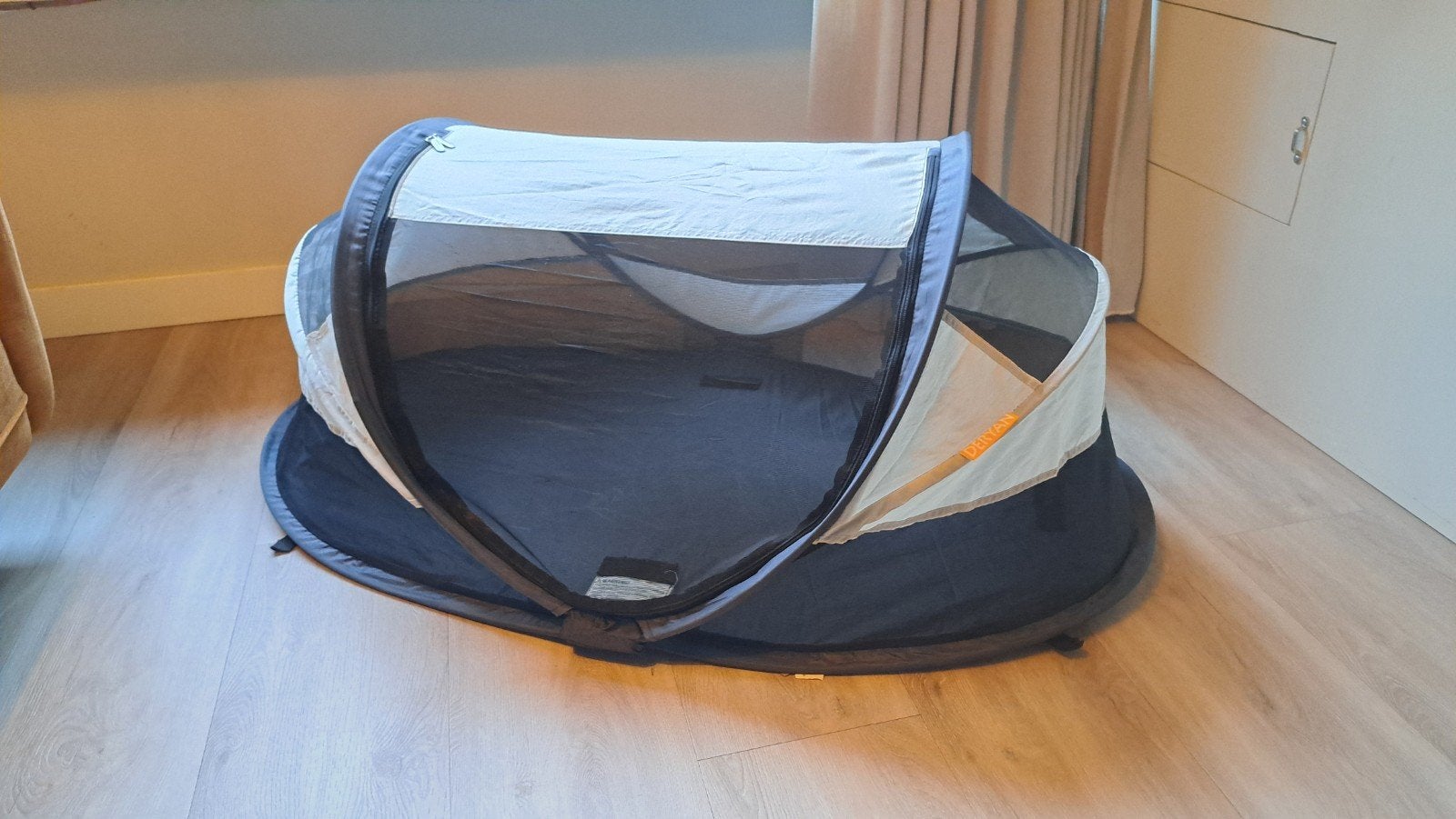 Baby Deryan pop- up tentje incl. opblaasmatje., Ophalen, Tot en met 2