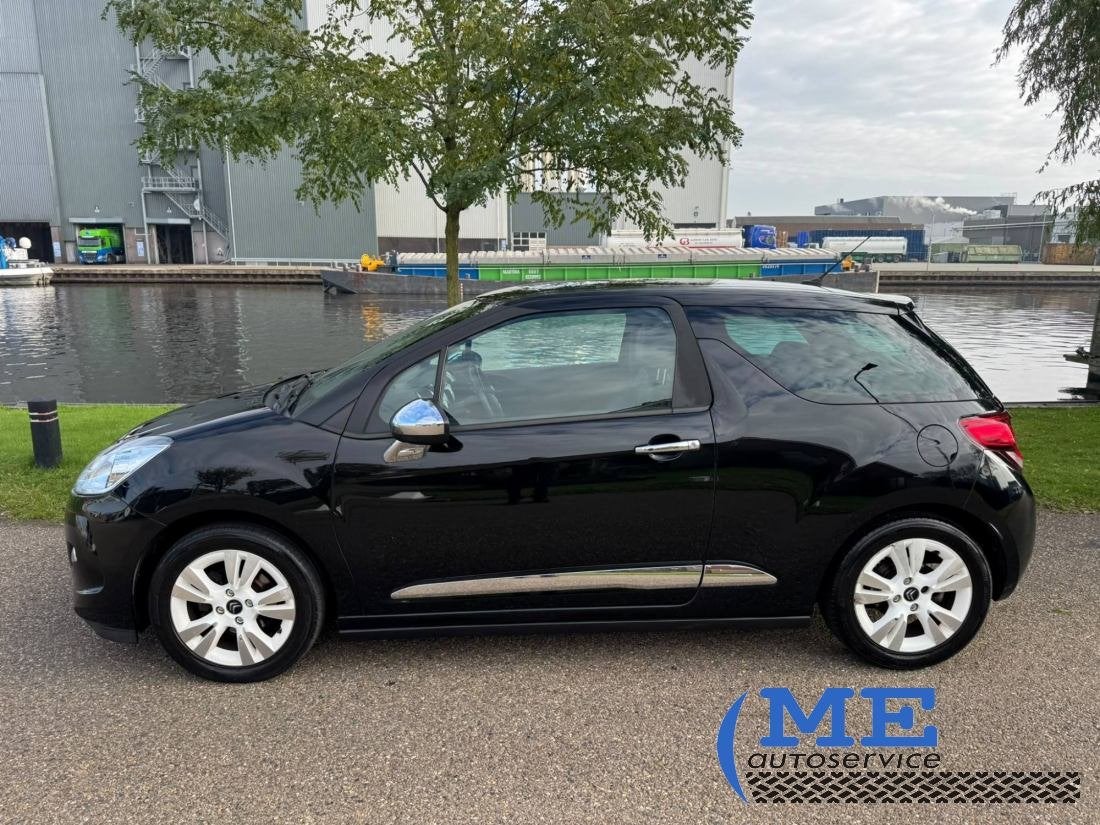 Citroën DS3 - 1.6 VTi So Chic|Automaat|Leer|pdc|navi, Auto's, Automaat, Euro 5, Gebruikt, 4 cilinders