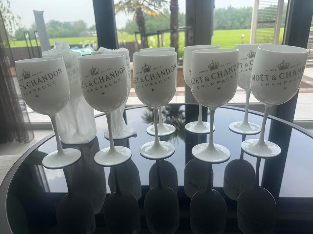 Moet et Chandon plastic glazen 10 stuks, Ophalen of Verzenden, Zo goed als nieuw, Overige typen