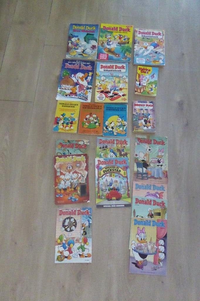 Donald Duck vakantieboek winterboek vintage kwisboek Katrien, Gelezen, Ophalen of Verzenden, Donald Duck, Meerdere stripboeken