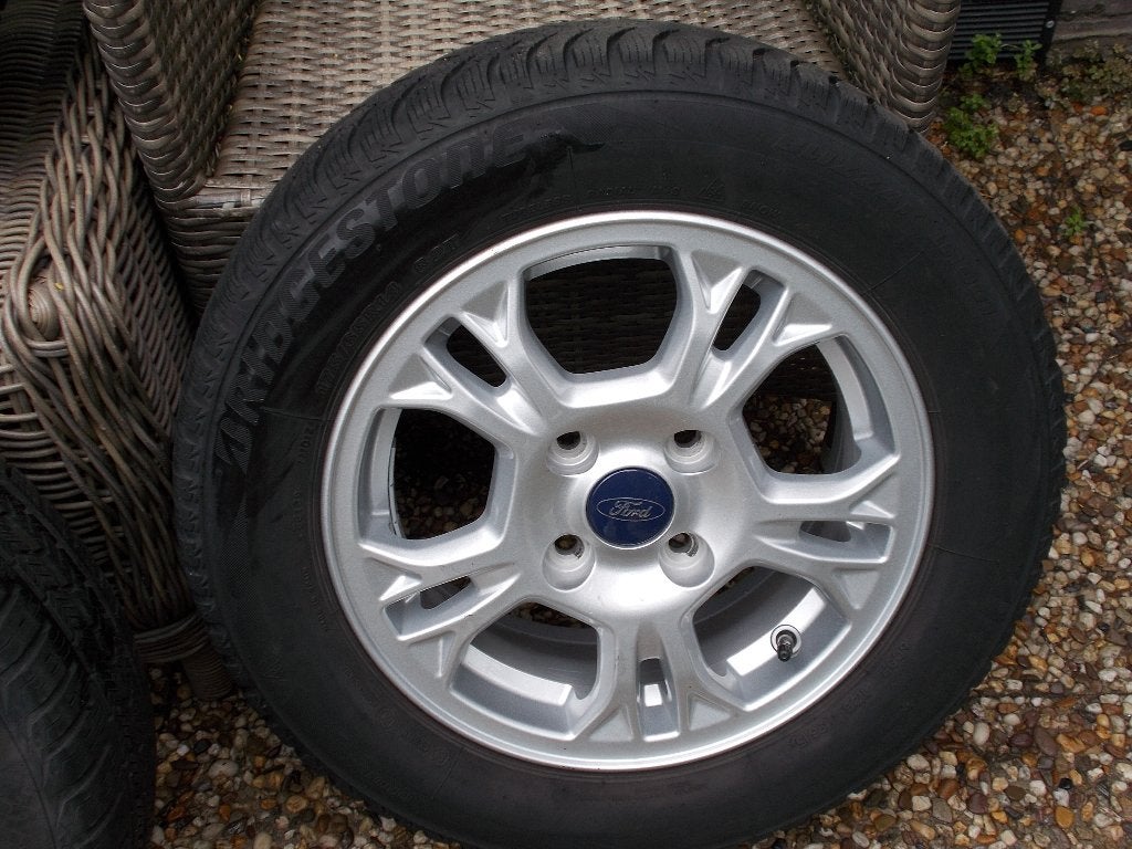 FORD KA / FIESTA VELGEN MET ALL SEASONBANDEN, Ophalen, 14 inch, 175 mm, Banden en Velgen