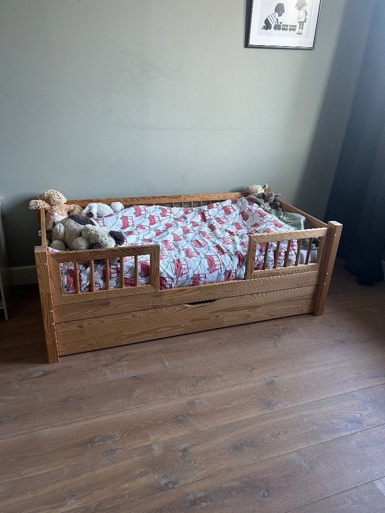 Petit Puck peuterbed Tommy 70 x 140, Kinderen en Baby's, Kinderkamer | Bedden, 70 tot 85 cm, 140 tot 160 cm, Zo goed als nieuw