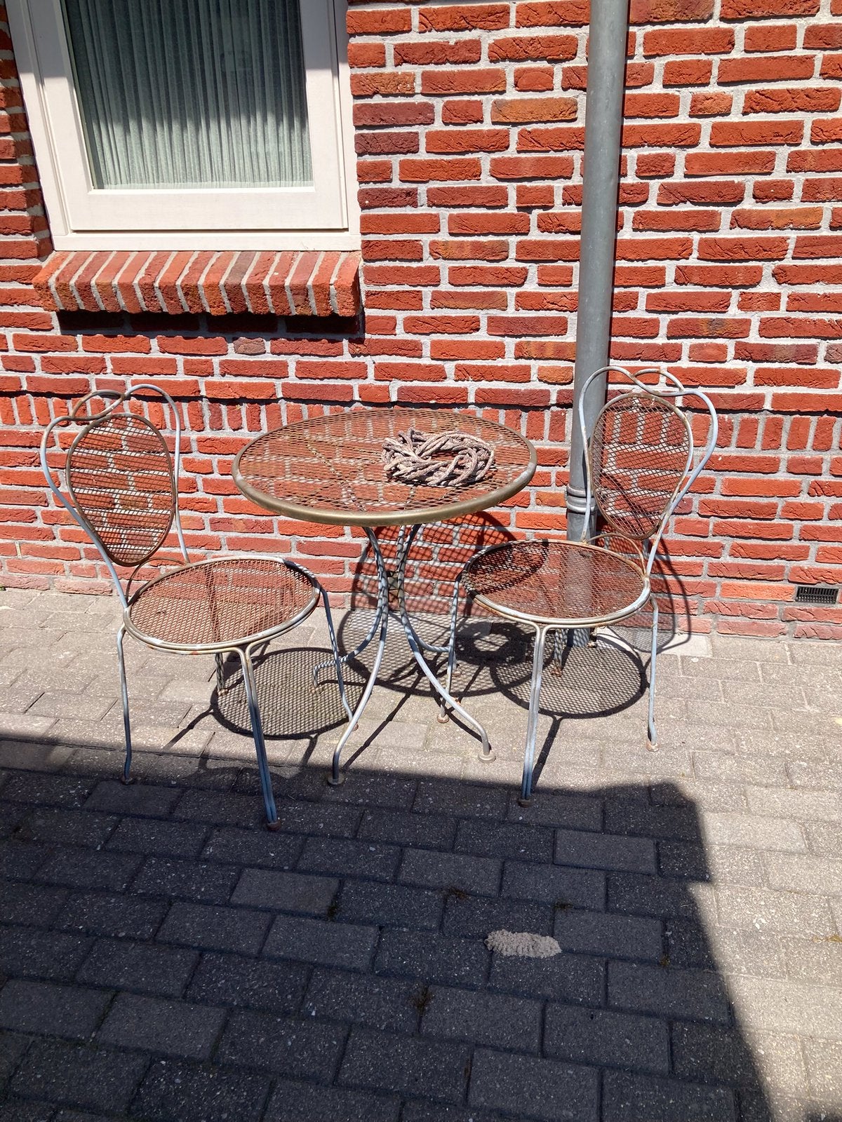 Leuk setje brocant tuinsetje frans metaal stoelen en tafel, Ophalen