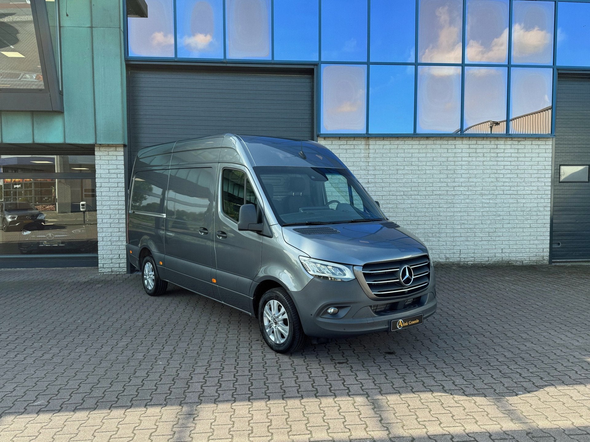 Mercedes-Benz Sprinter 319 CDI L2H2 BPM vrij 360° ALARM KL3, Gebruikt, Zwart, Met garantie (alle), Bedrijf