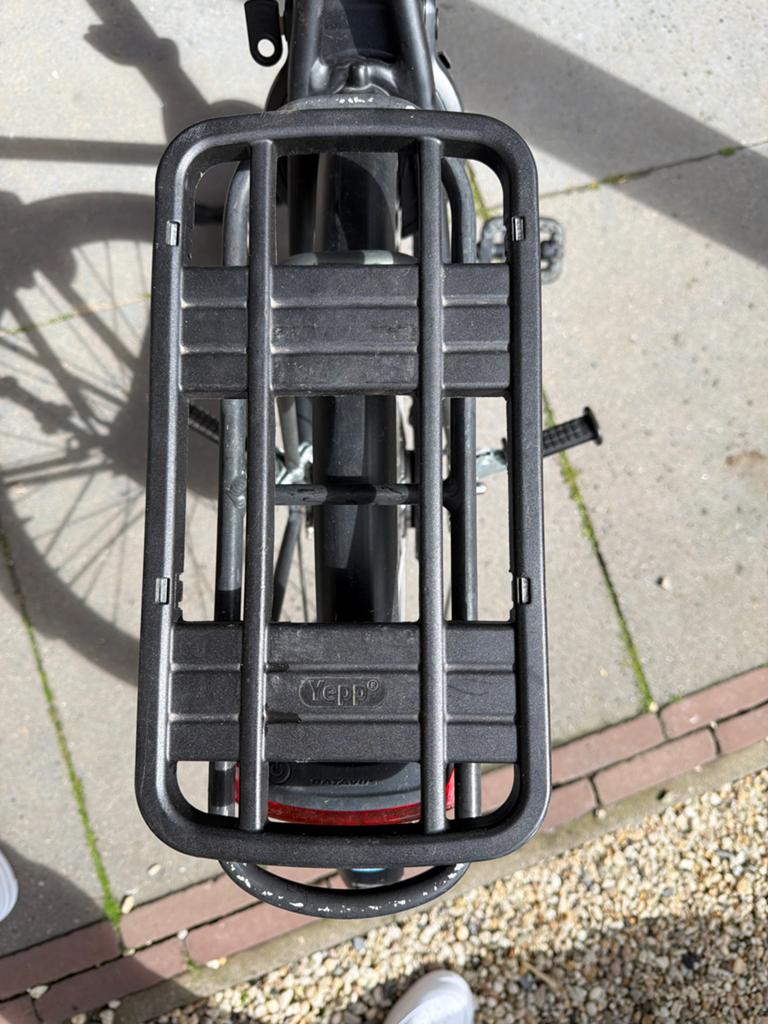 Thule Yepp Easyfit Adapter voor fietszitje, Fietsen en Brommers, Fietsaccessoires | Bagagedragers, Ophalen, Zo goed als nieuw