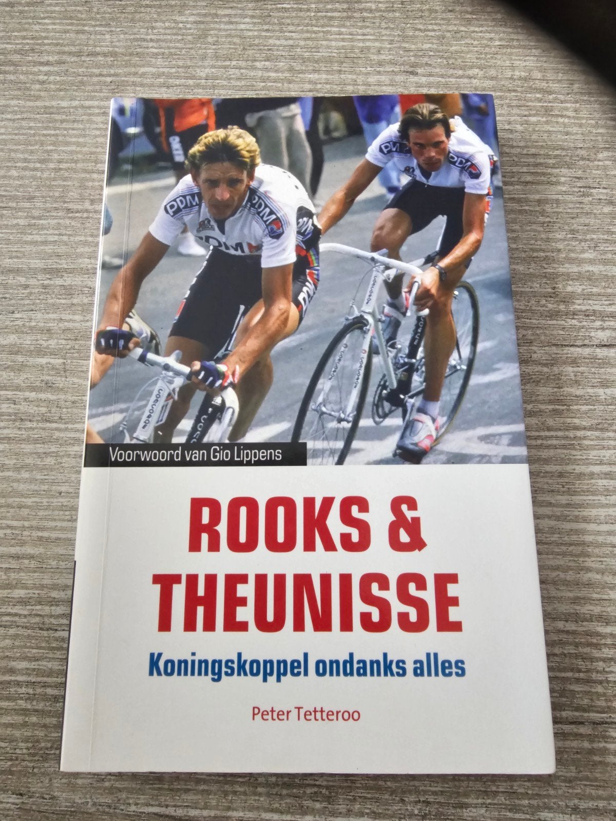 Rooks & Theunisse: Koningskoppel ondanks alles, Ophalen of Verzenden, Gelezen, Peter Tetteroo, Lopen en Fietsen