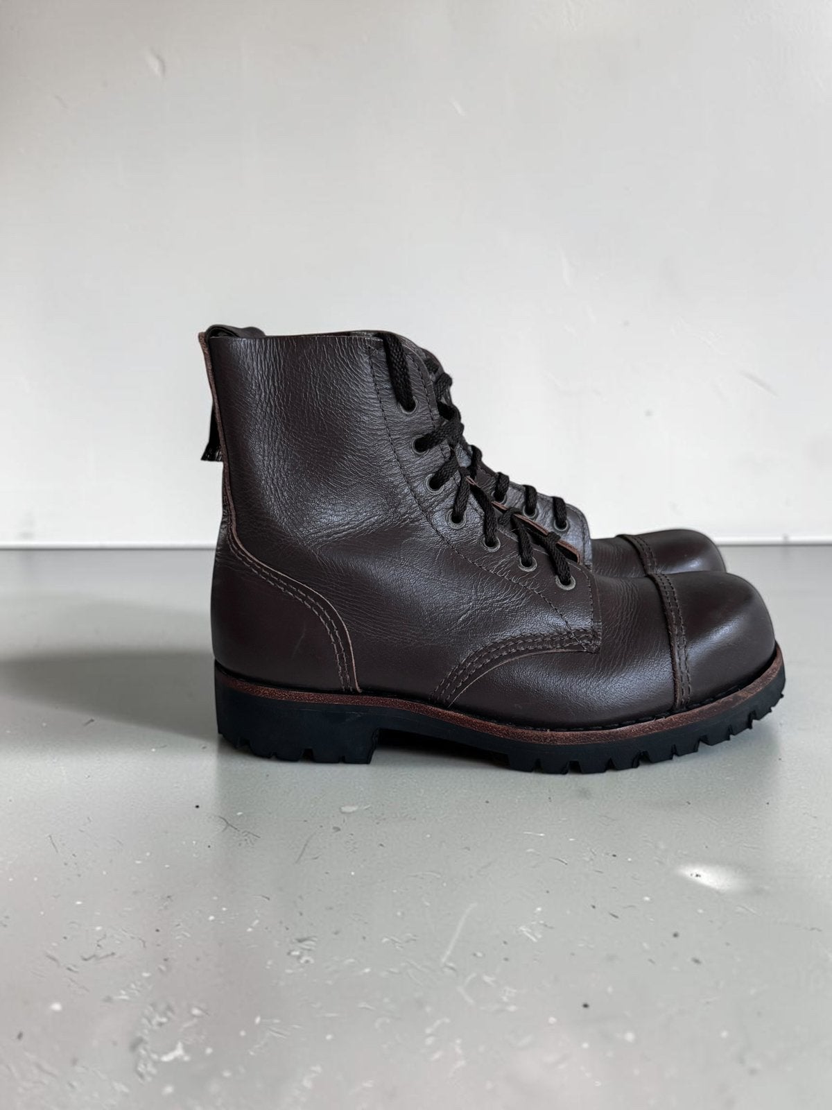 William Lennon bruin leer boots laarzen veter Vibram zool 40, Bruin, Boots, Ophalen of Verzenden, Zo goed als nieuw