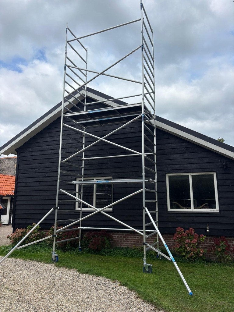 ROLSTEIGER TE HUUR – 6,2 OF 8,2 METER WERKHOOGTE