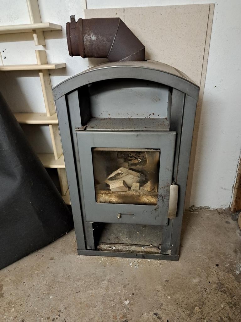 Gebruikte Houtkachel - Ideaal voor Werkplaats/Garage, Huis en Inrichting, Kachels, Ophalen, Gebruikt, Houtkachel, Vrijstaand