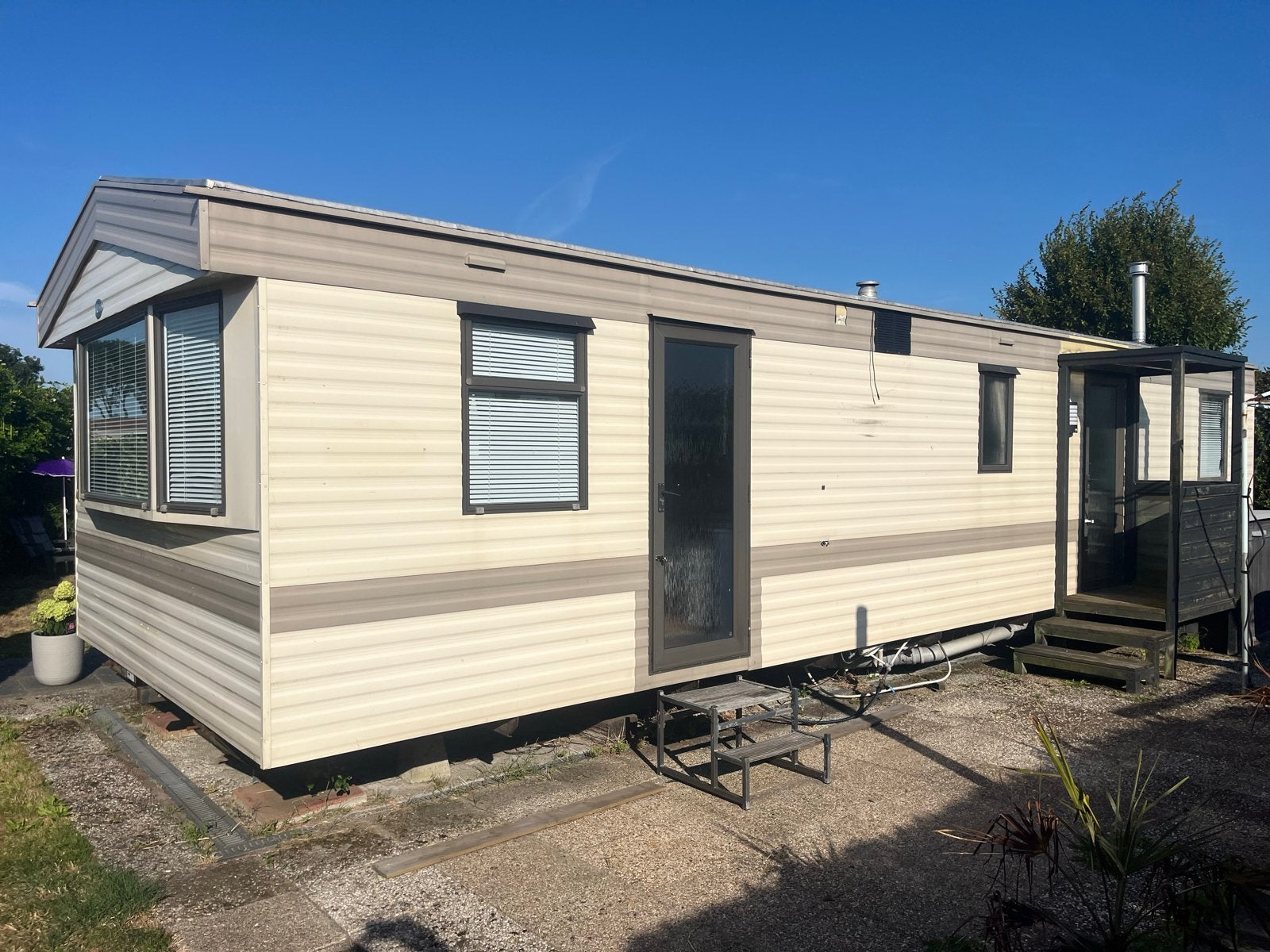 Chalet 3.70 x 11 m zonder standplaats, Caravans en Kamperen, Meer dan 6