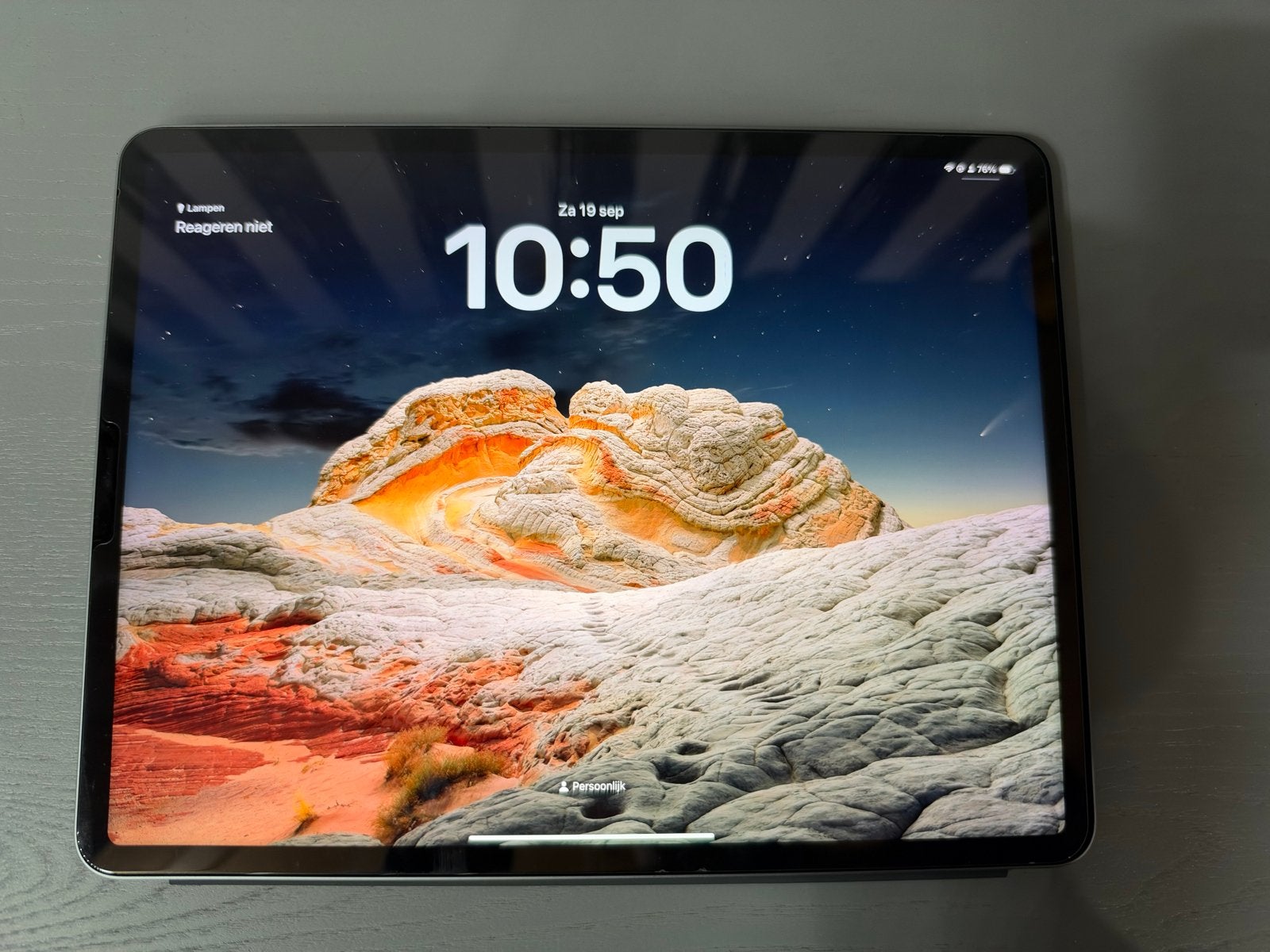 iPad pro 12.9 inch 6th gen  in nieuwstaat