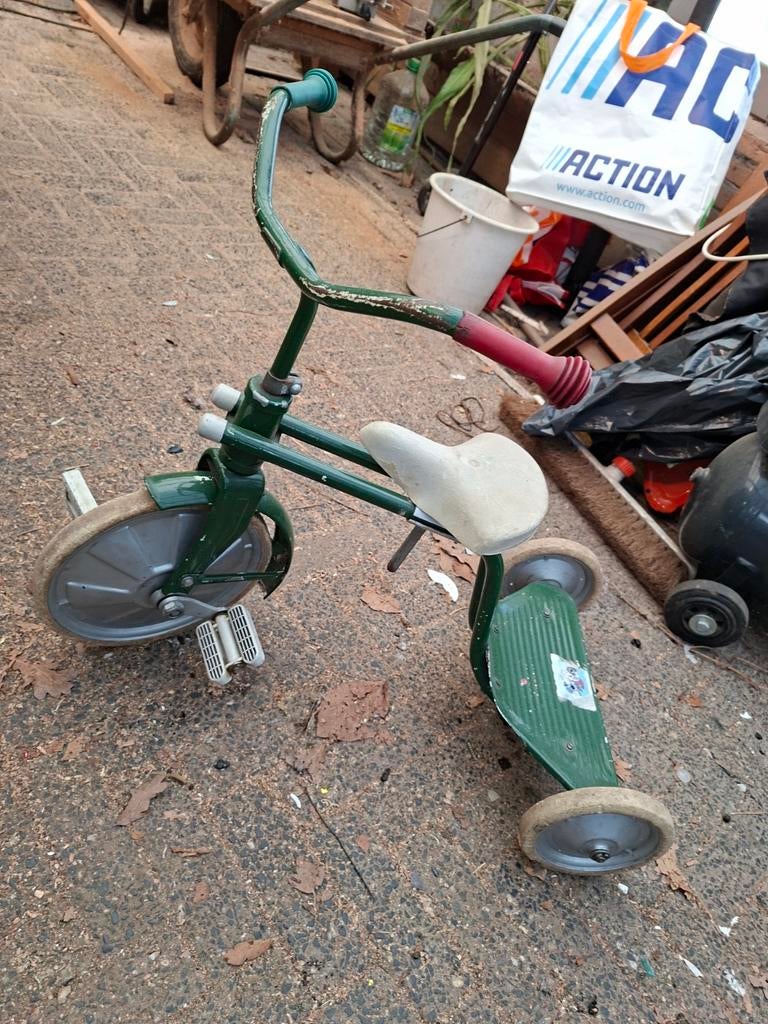 Oldtimer 3 wieler, Ophalen
