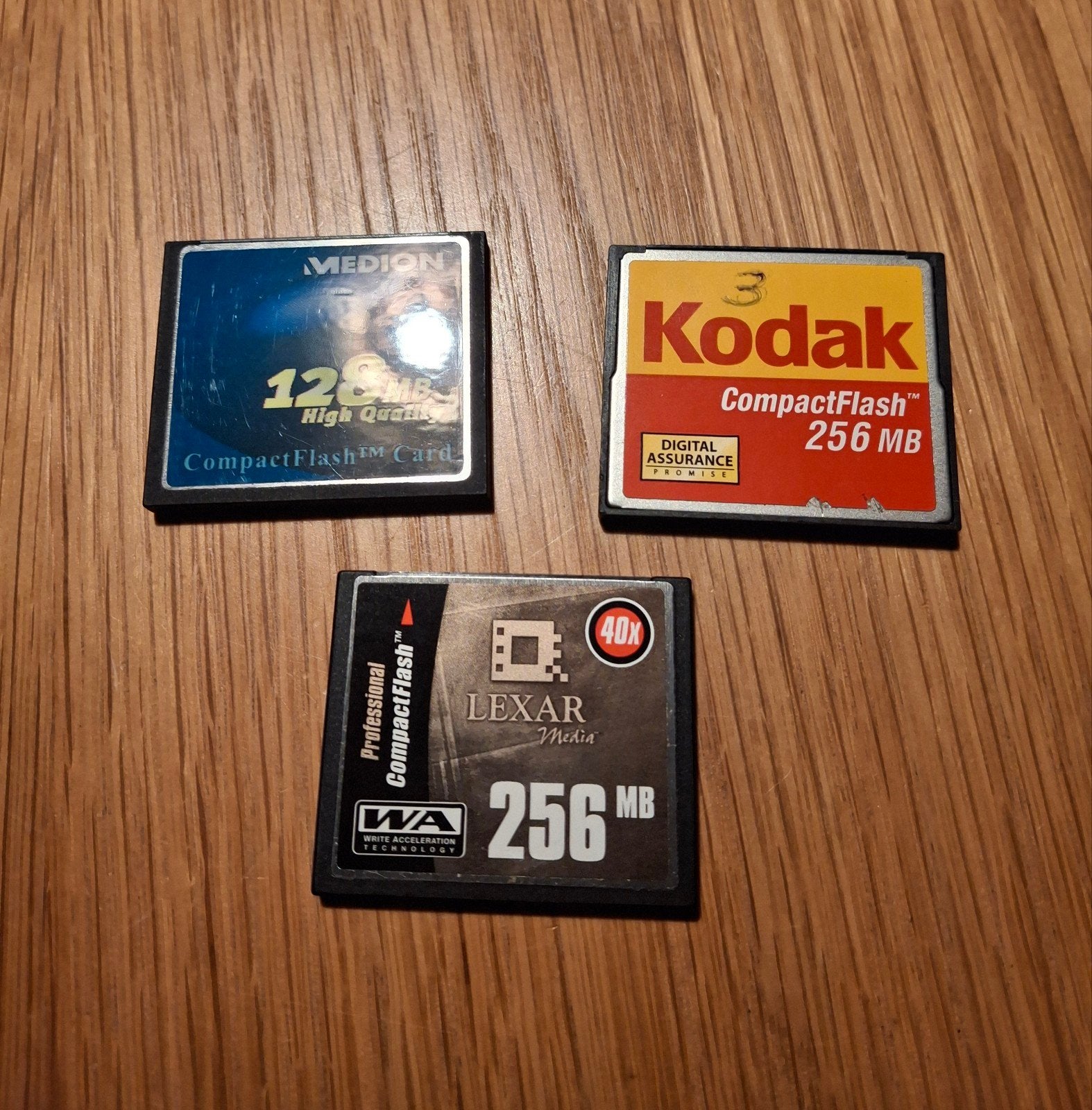 Diverse SD- en CompactFlash-geheugenkaarten, SD, Gebruikt, Fotocamera, Ophalen of Verzenden