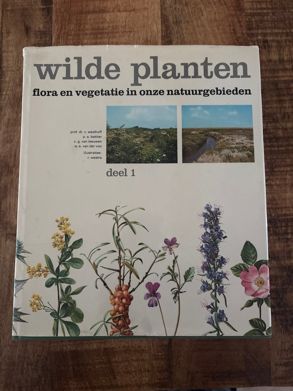Driedelige boekenserie "Wilde planten" flora en vegetatie, Ophalen of Verzenden, Gelezen, Bloemen, Planten en Bomen