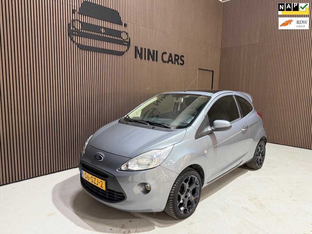 Ford Ka 1.2 Titanium X start/stop/Pano/pdc/Clima/stuurwielbe, Voorwielaandrijving, Euro 5, Gebruikt, 1242 cc