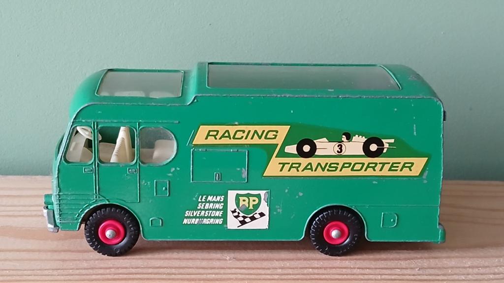 Racing  car transporter. Lesney  Matchbox, Ophalen of Verzenden, Gebruikt, Bus of Vrachtwagen