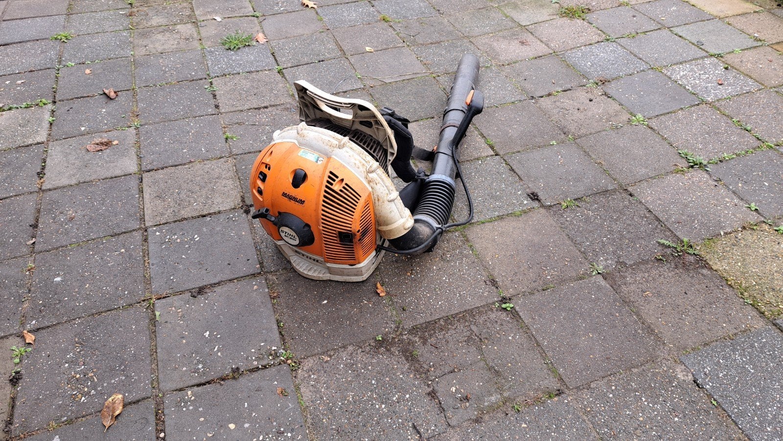 Stihl BR 600 4mix bladblazer ruggedragen 2010 met garantie, Ophalen, Gebruikt, Ruggedragen, ????