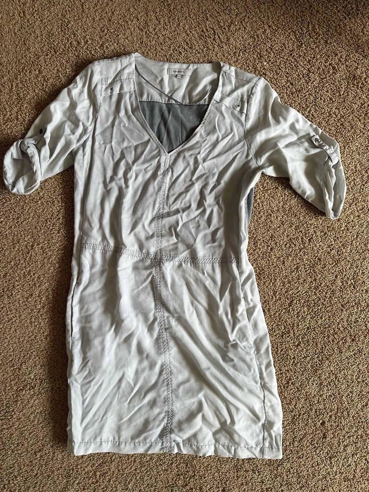 Sandwich jurk lichtgrijs maat 42, Kleding | Dames, Maat 42/44 (L), Ophalen of Verzenden, Zo goed als nieuw, Grijs