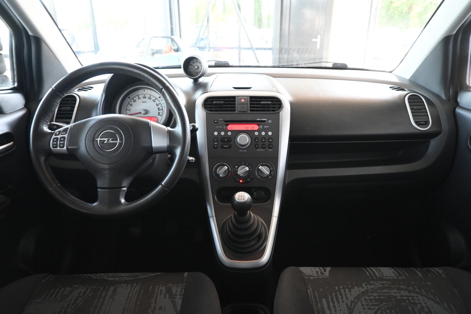 Opel Agila