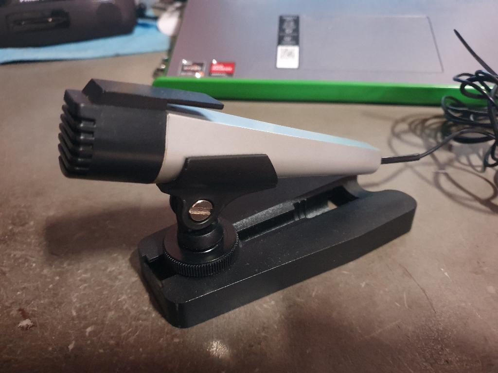 Vintage Microfoon, Ophalen