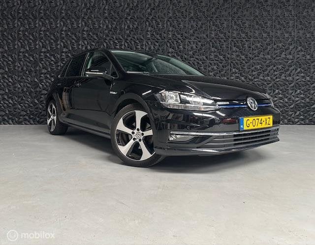 Volkswagen Golf 1.5 TSI Comfortline BlueMotion APK t/m 2028!, Auto's, Volkswagen, Te koop, Golf, ABS, Adaptive Cruise Control