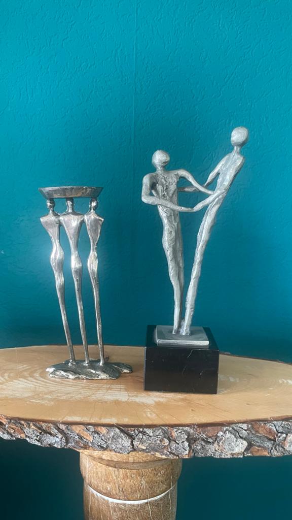 7 koperen beeldjes - Corry Ammerlaan, Antiek en Kunst, Overige onderwerpen, Minder dan 20 cm, Ophalen of Verzenden, Gemerkt