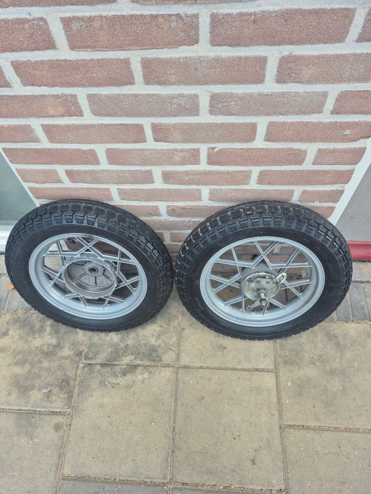 citta gilera compleet grijze velgen set, Ophalen of Verzenden, Zo goed als nieuw, Overige typen, Gilera Citta