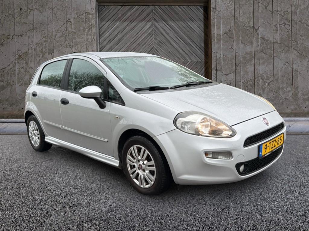 Fiat Punto Evo 0.9 TwinAir Street 5 drs, airco nieuwe apk, Voorwielaandrijving, Gebruikt, Met garantie (alle), 49 €/maand