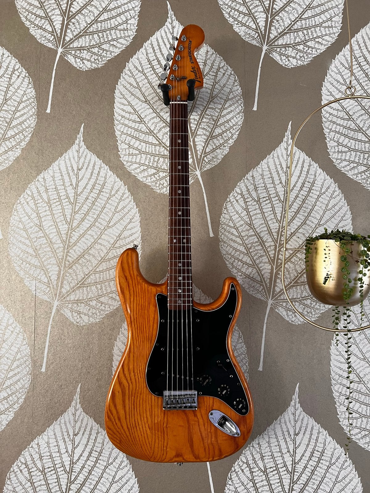Fender Stratocaster 1979 natural met originele koffer, Muziek en Instrumenten, Ophalen of Verzenden, Gebruikt, Solid body, Fender