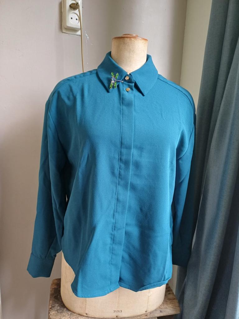 Prachtige blouse van Pom Amsterdam petrol blauw 40, Maat 38/40 (M), Blauw, Ophalen of Verzenden, Zo goed als nieuw