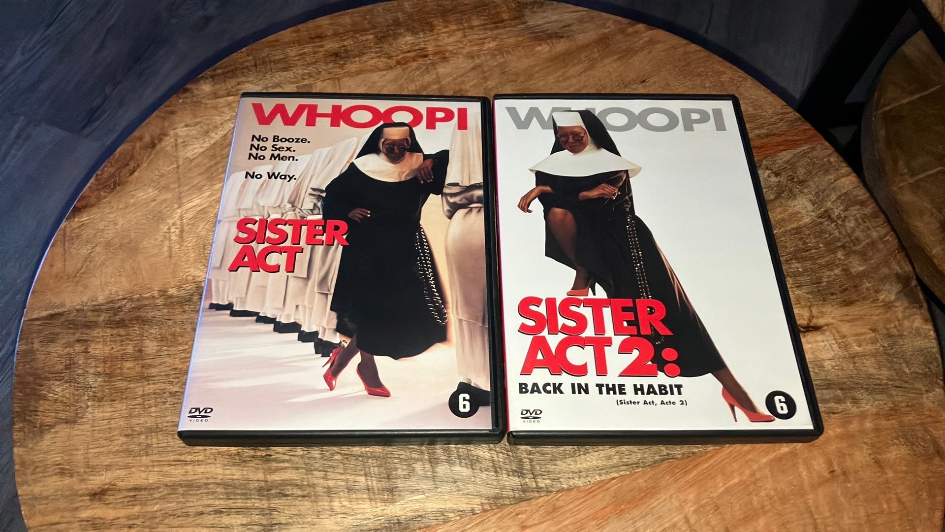 Sister Act 1 & 2 dvd    (2), Alle leeftijden, Ophalen of Verzenden, Zo goed als nieuw, Actiekomedie