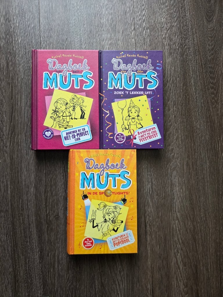3 Boeken van de serie: Dagboek van een Muts, Boeken, Ophalen, Zo goed als nieuw, Rachel Renée Russel, Verhalen