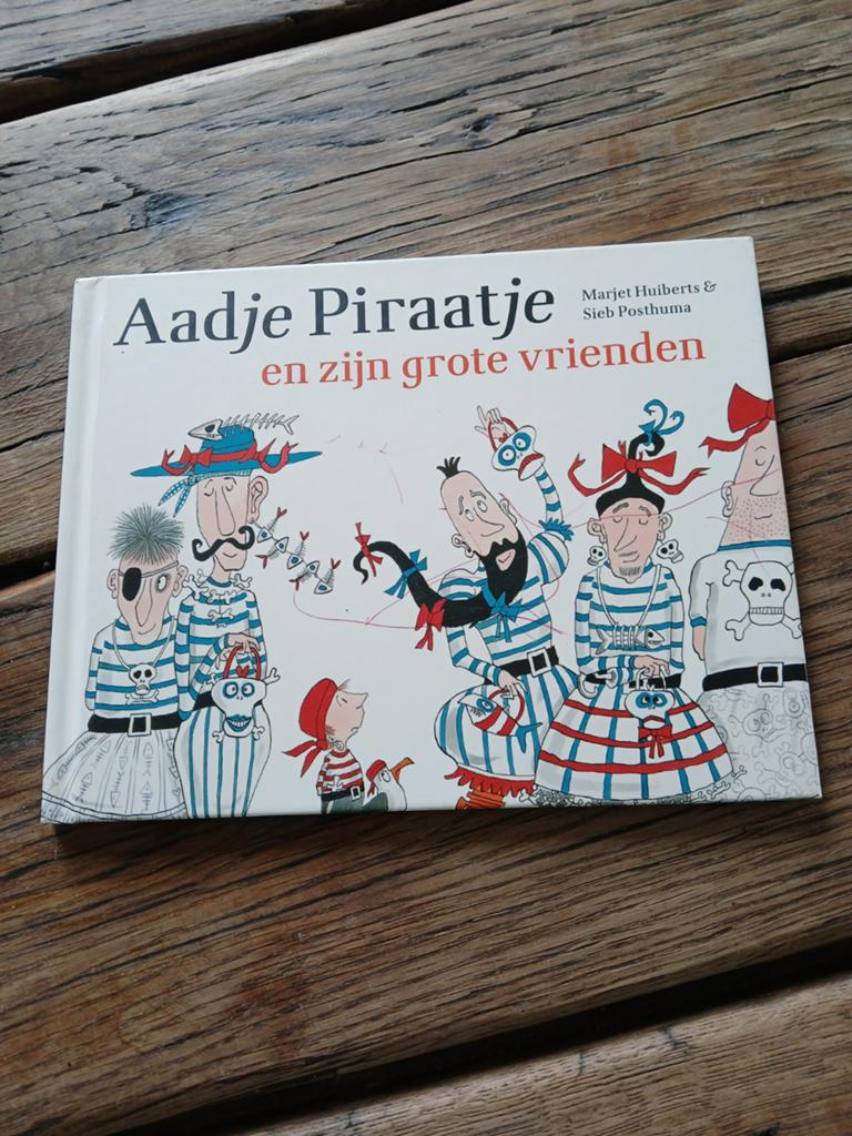 Aadje Piraatje en zijn grote vrienden (kleine versie), Boeken, Fictie algemeen, Jongen of Meisje, Ophalen of Verzenden, Zo goed als nieuw